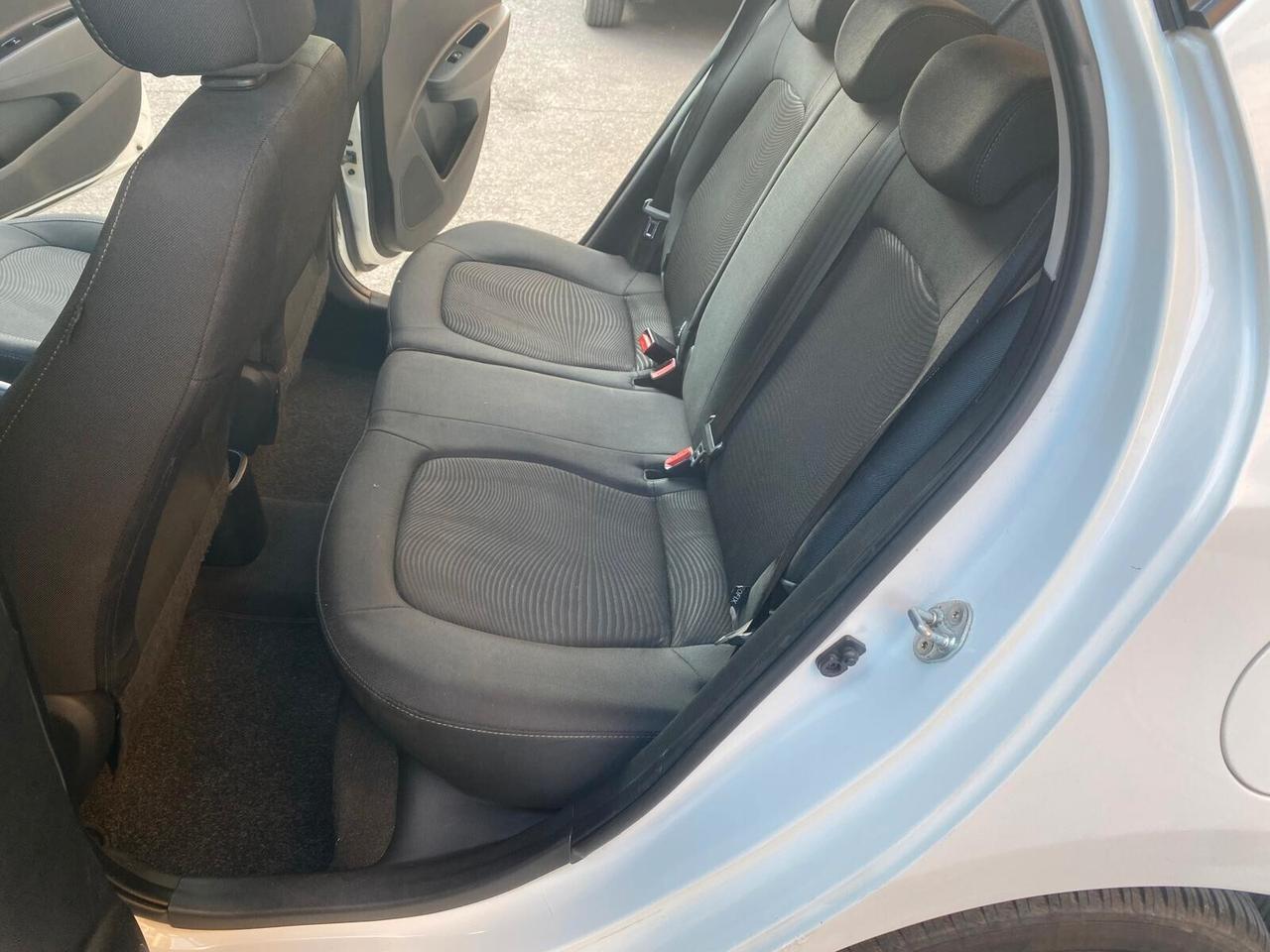 Hyundai i10 GPL Econext Login -OK NEOP. - GARANZIA 12 MESI