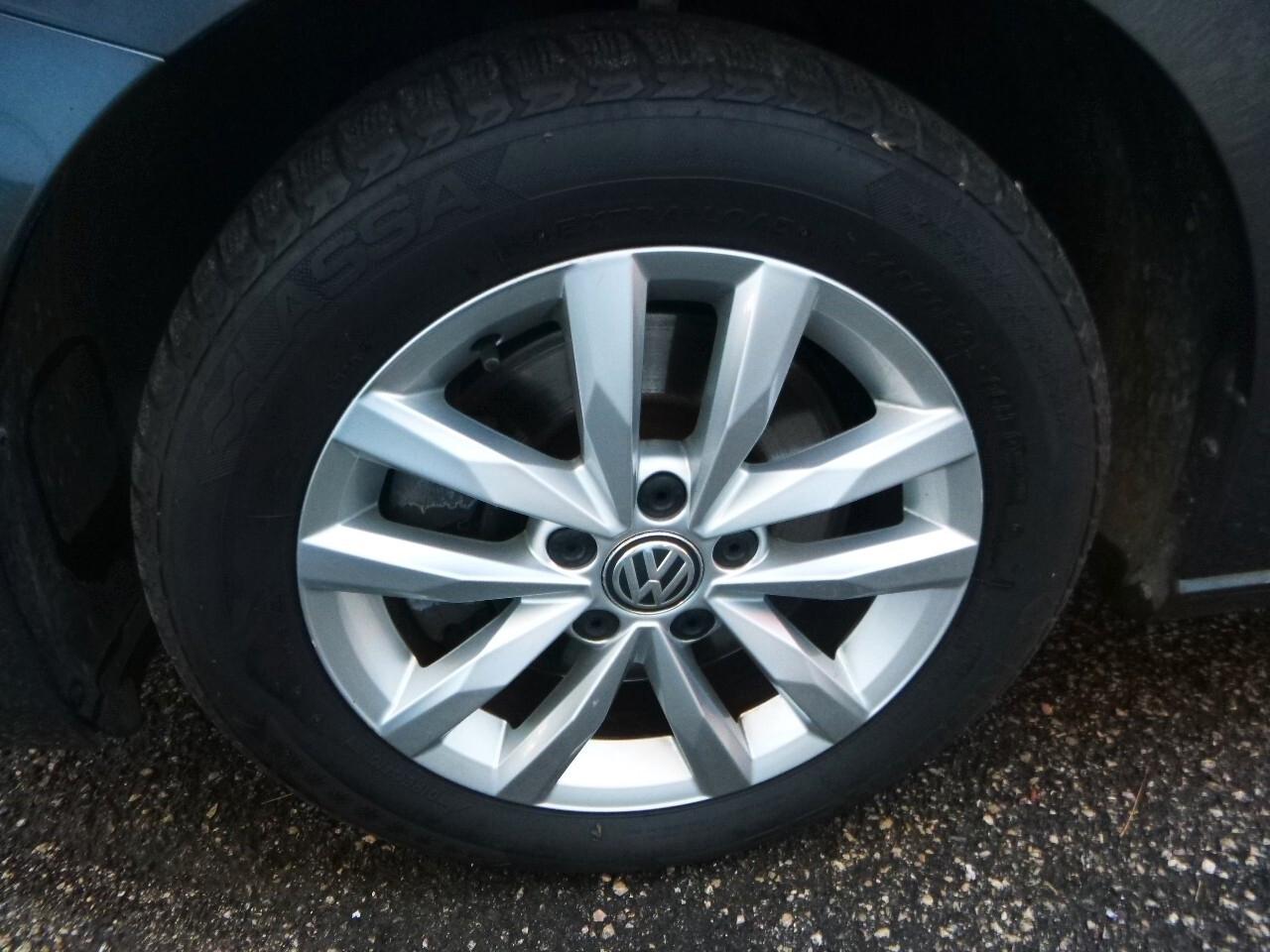 Volkswagen Touran 1.6 TDI 115 CV SCR DSG Executive BlueMotion Tech. 7 POSTI