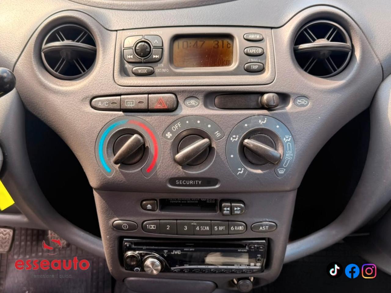 Toyota Yaris 1.0i 16V cat 3 porte