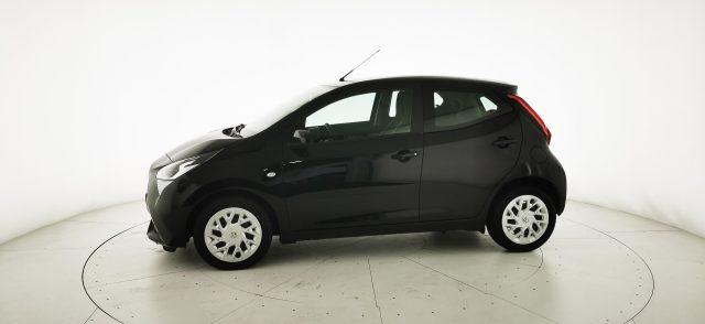 TOYOTA Aygo Connect 1.0 VVT-i 72CV x-business CAMBIO AUTOM.