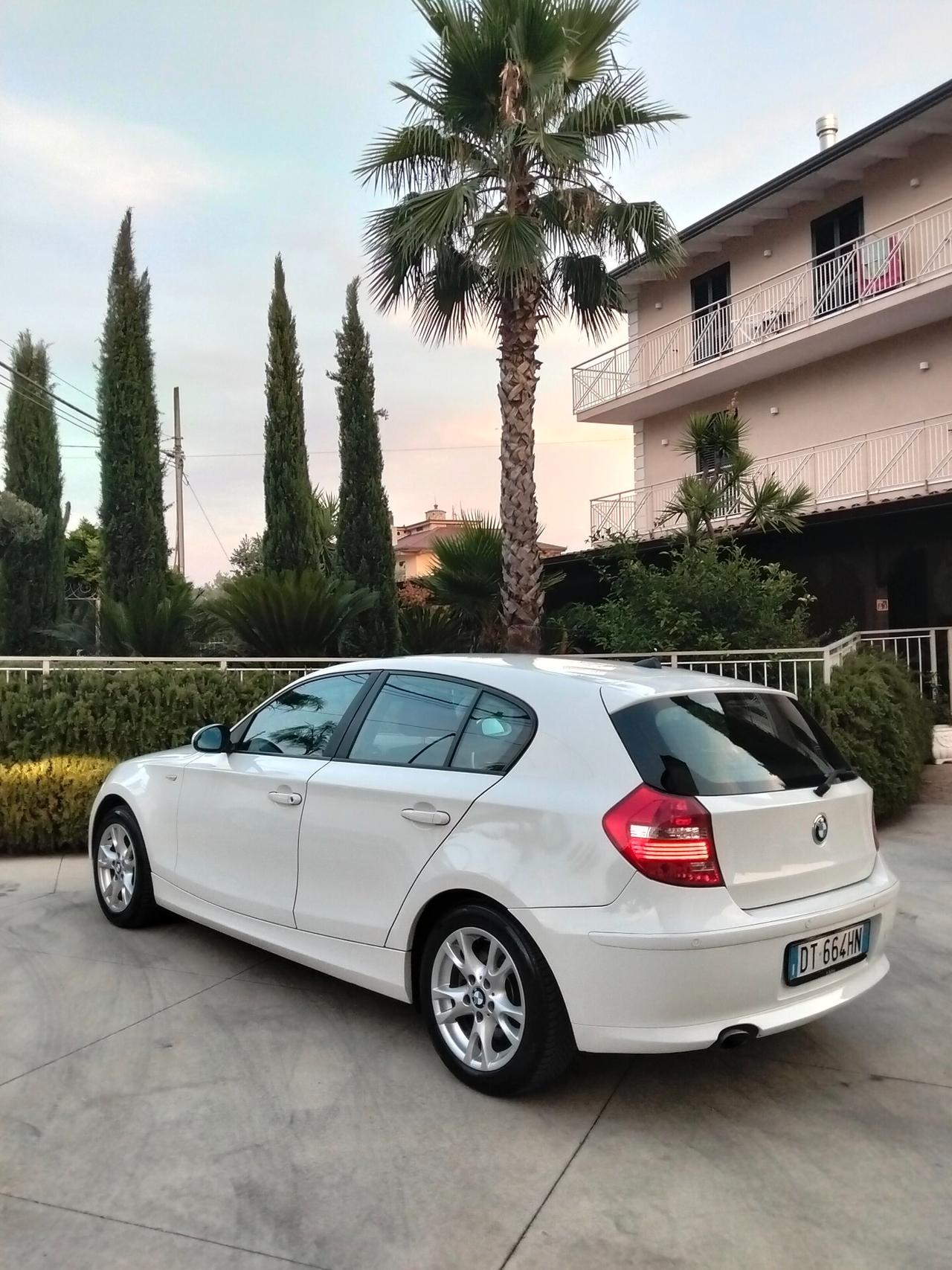 Bmw 120 120d cat 5 porte Futura DPF