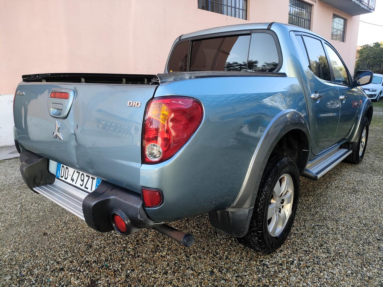 Mitsubishi L200 2.5 DI-D/136CV Double Cab Intense