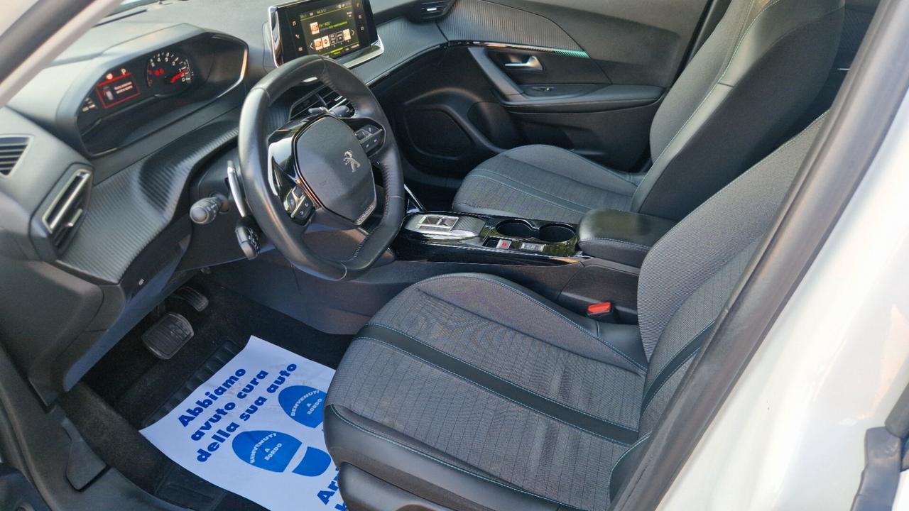 Peugeot 2008 BlueHDi 130 EAT8 Allure Pack 2022