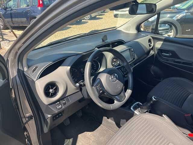 Toyota Yaris 1.0 72 CV 5 porte Cool