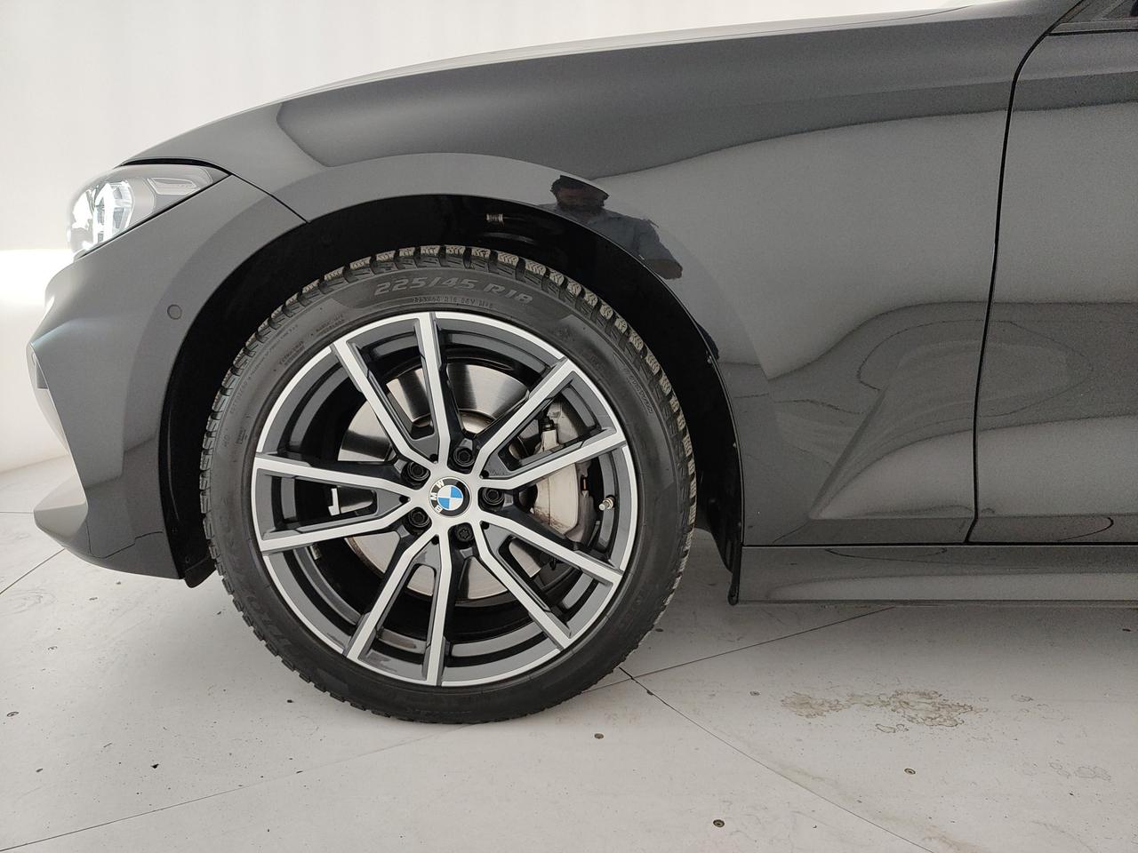 BMW Serie 3 G21 2022 Touring - 330d Touring mhev 48V xdrive auto