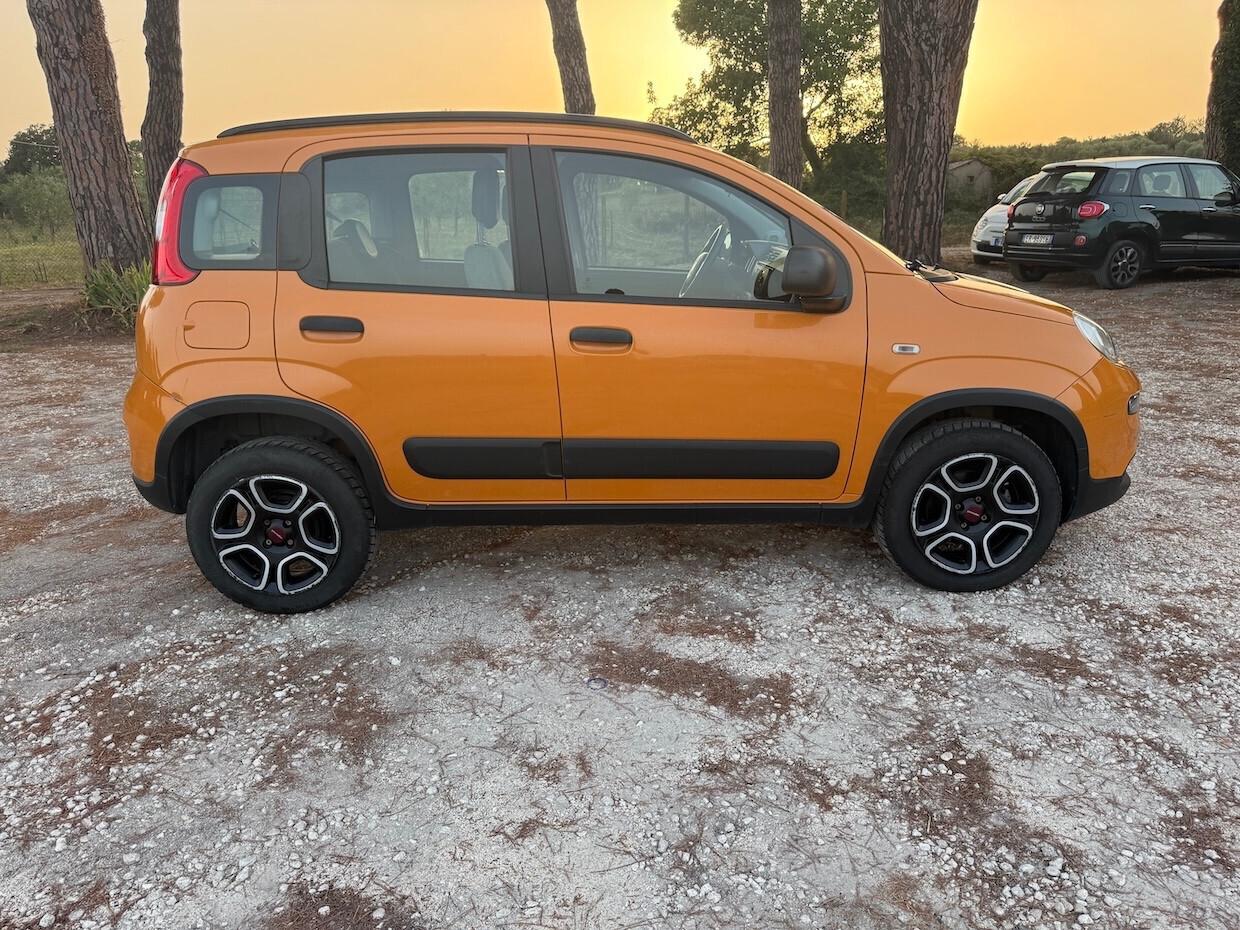 Fiat Panda 1.0 FireFly S&S Hybrid City Cross