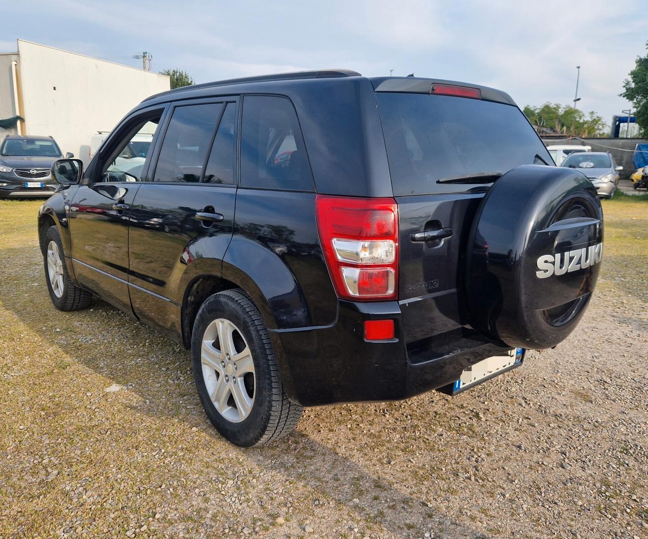 Suzuki Grand Vitara 1.9 DDiS 5 porte
