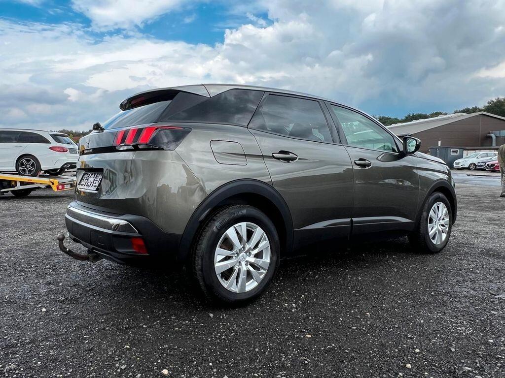 Peugeot 3008 BlueHDi 130 S&S Active