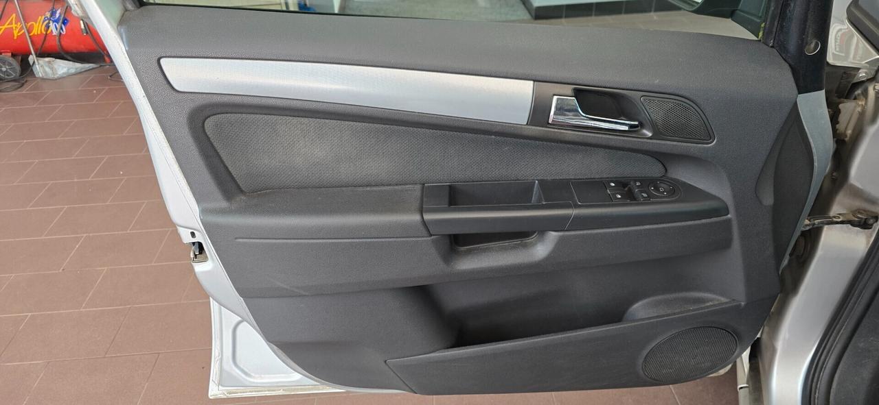 Opel Zafira 1.8b 7 POSTI UNICOPROPRIETARIO