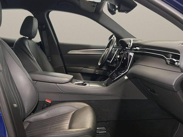 MASERATI Grecale MHEV 300 CV AWD GT