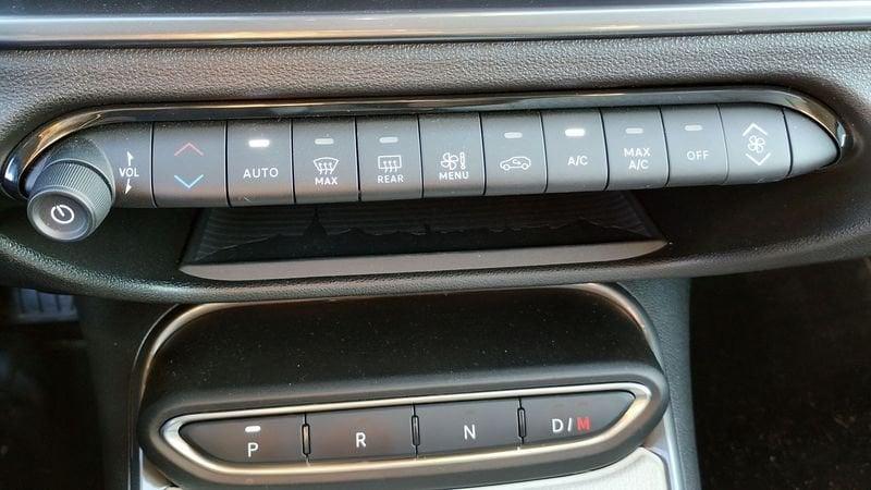 FIAT 600 Hybrid MHEV La Prima