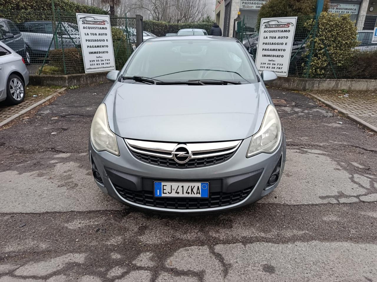 Opel Corsa 1.2 5 porte Club