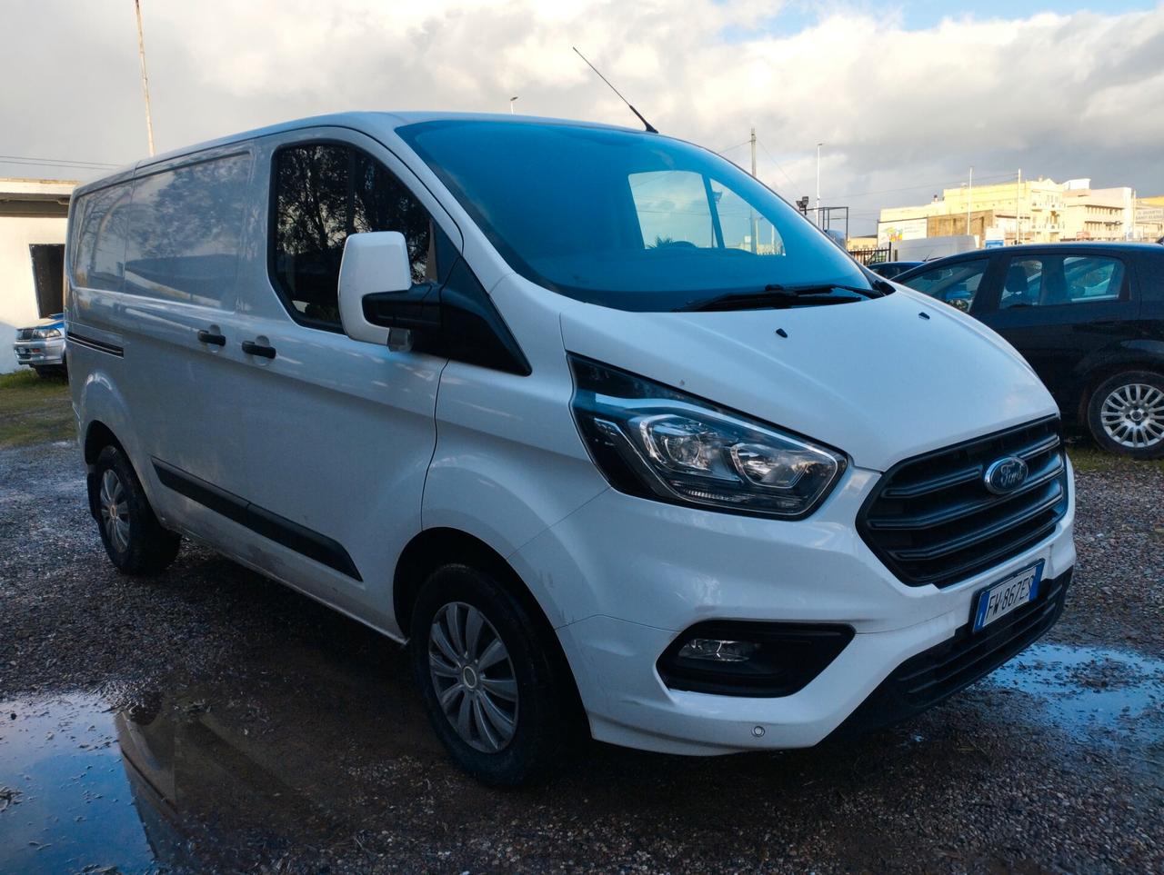 Ford Transit Custom 300 2.0 TDCi 130 PL Furgone Trend