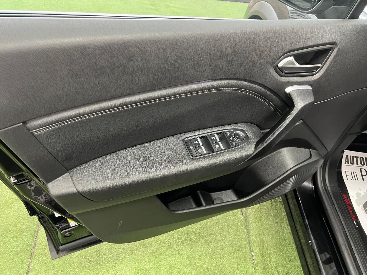 RENAULT CAPTUR 1.0 BENZINA 91CV TECHNO