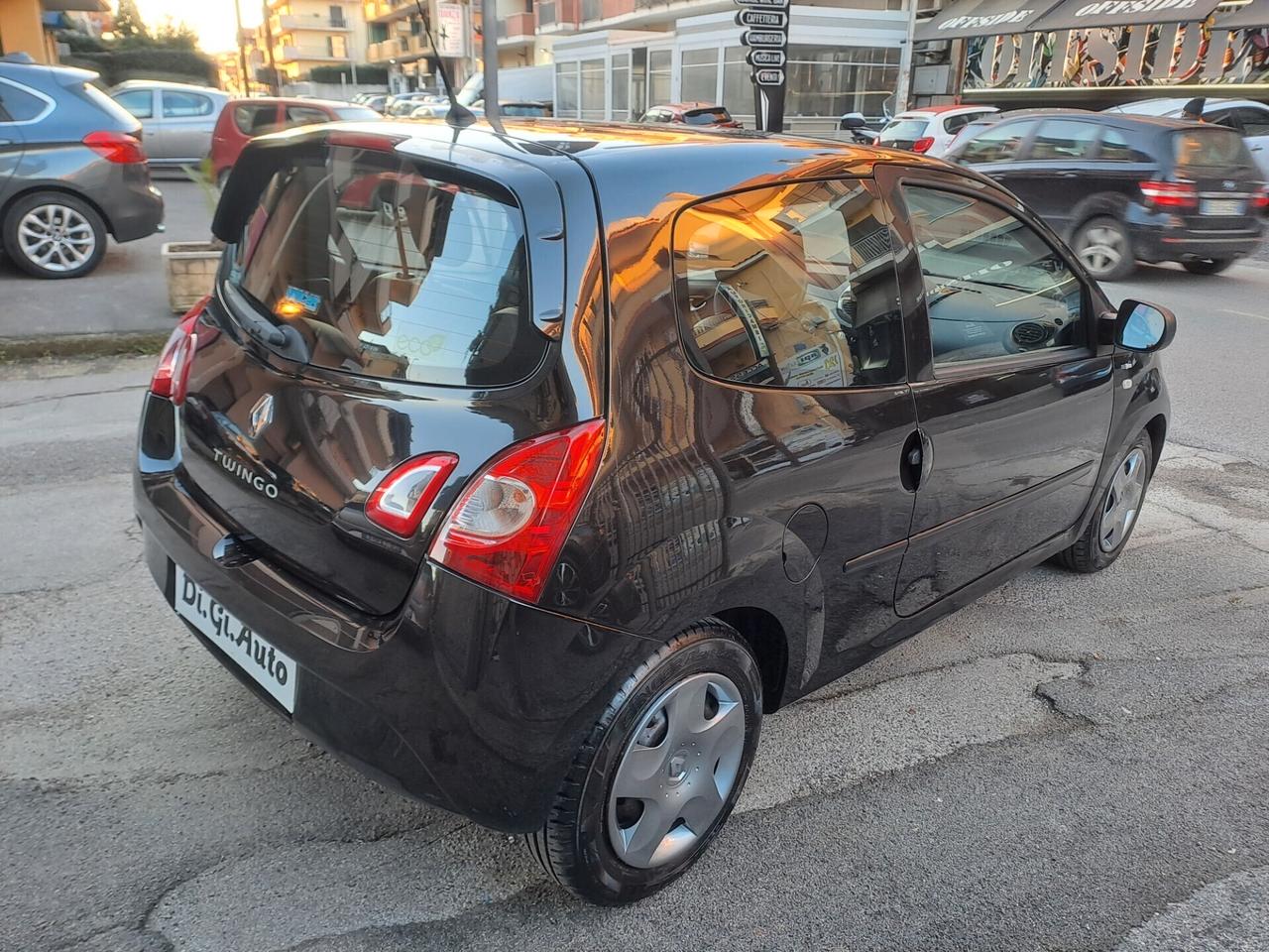 Renault Twingo 1.2 16V Night&Day