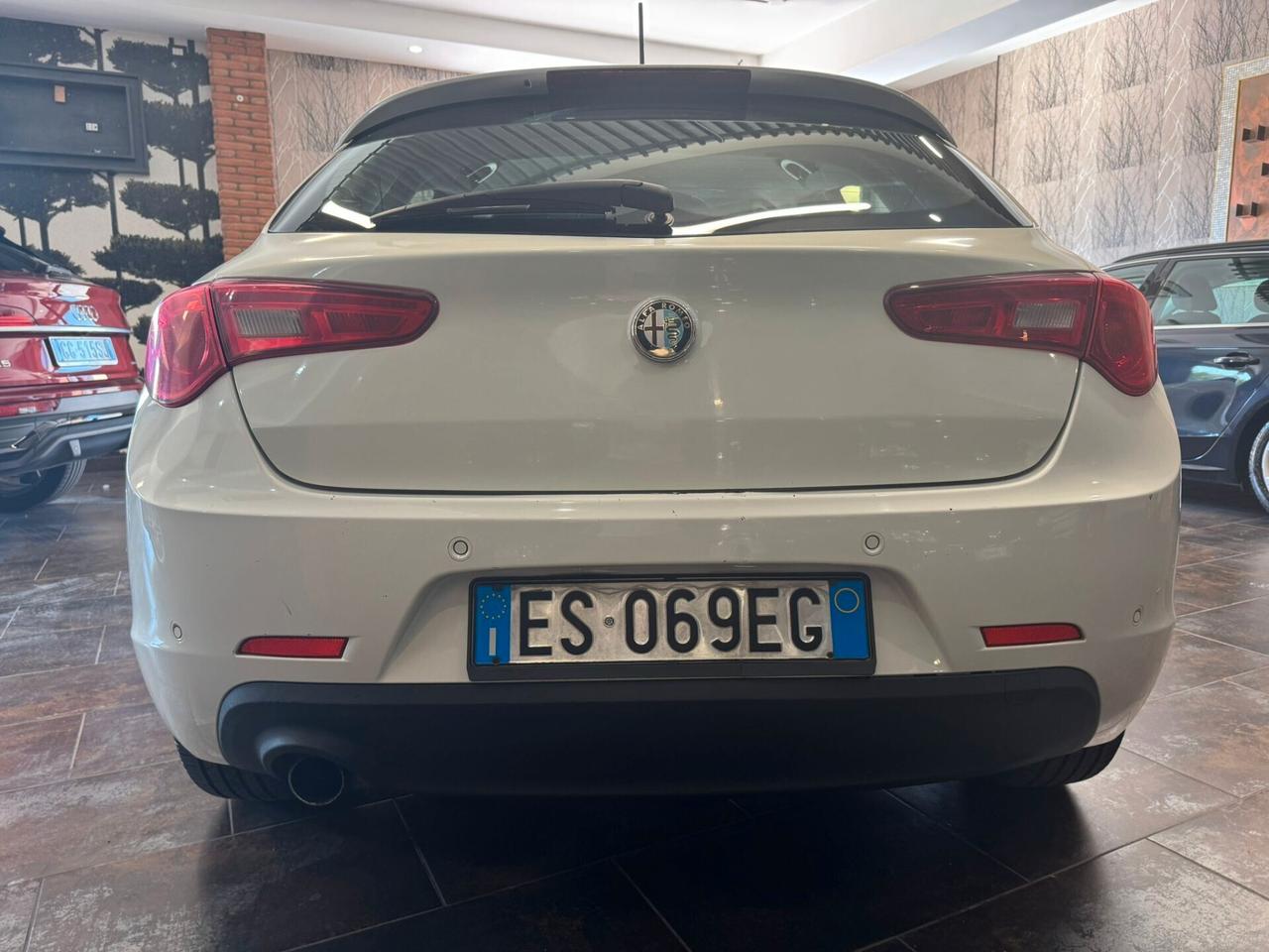 Alfa Romeo Giulietta 1.6 JTDm-2 105 CV Business