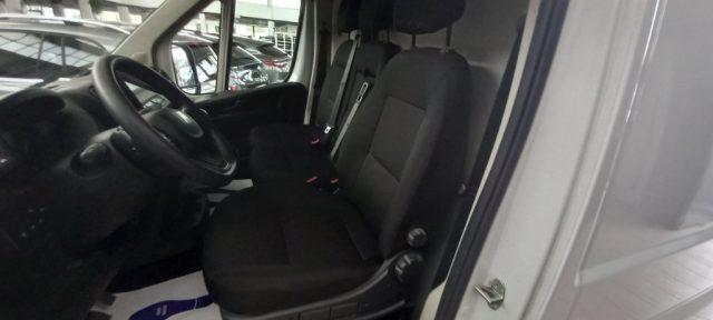 FIAT Ducato 33 2.2 Mjt 140CV PM-TA Furgone 3 POSTI