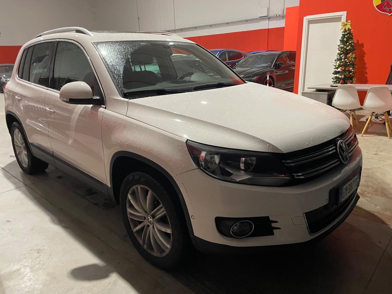 Volkswagen Tiguan 2.0 TDI 140CV 4MOTION*Automatik*Pelle*Tetto*