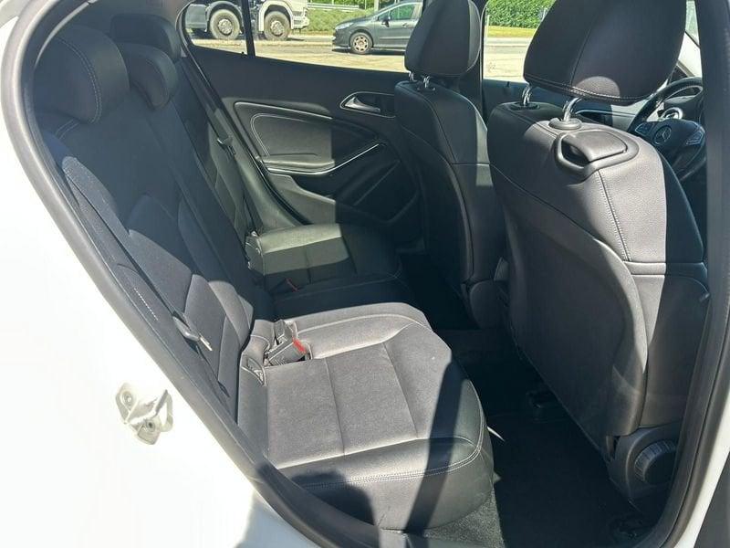 Mercedes-Benz GLA GLA 200 d Premium