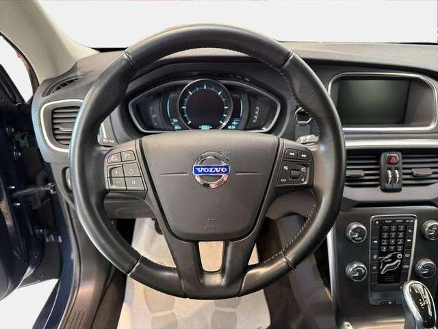 Volvo V40 D2 1.6 Powershift Summum