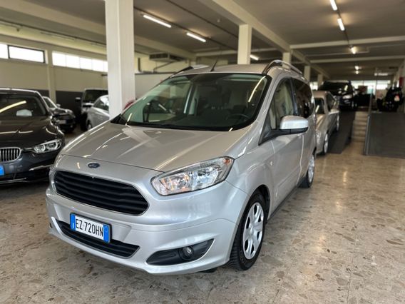 Ford Tourneo Courier 1.5 TDCI 75 CV Titanium 05/2015 Neopatentati