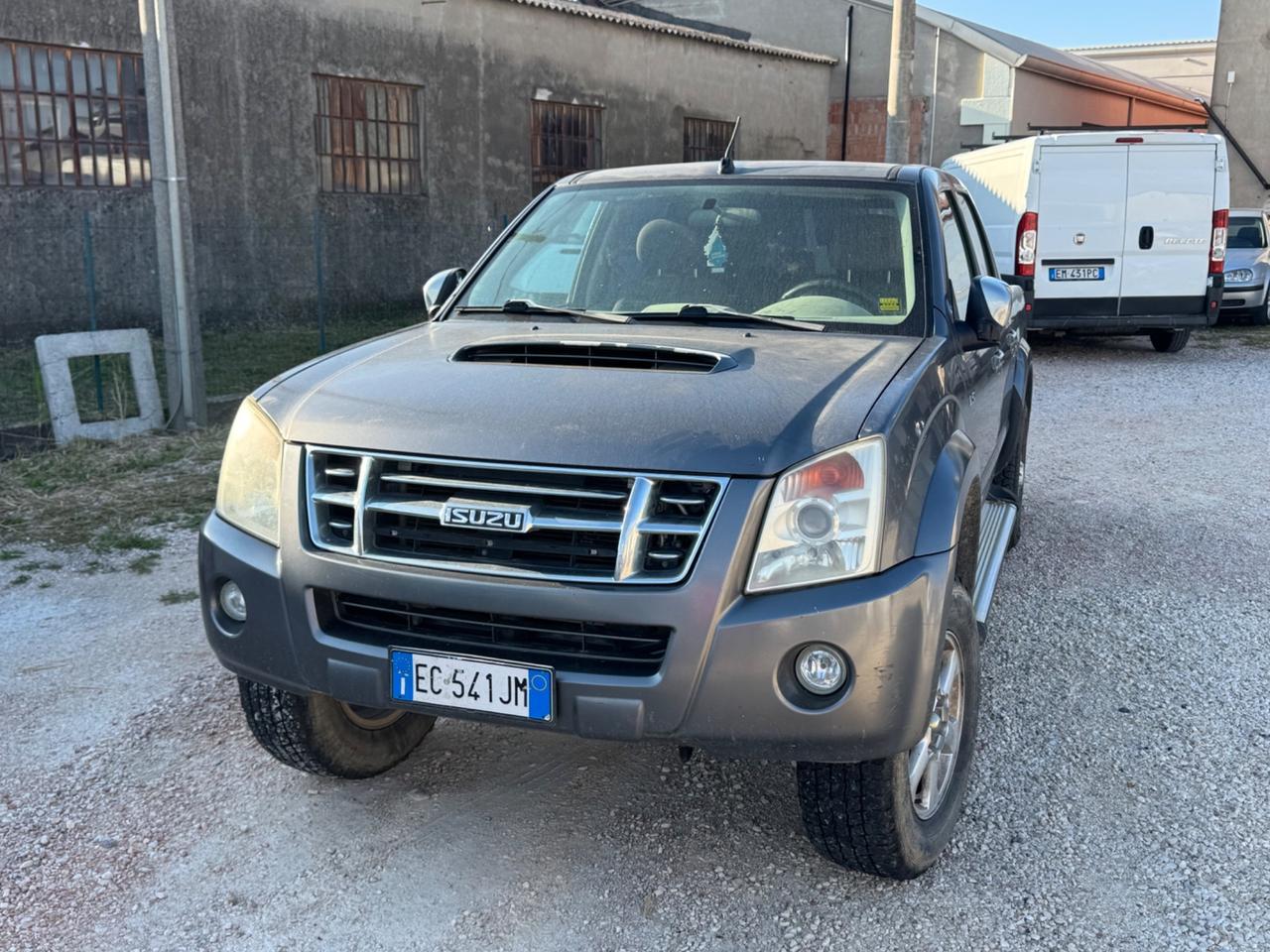 Isuzu D-Max 3.0 TD MOTORE ROTTO