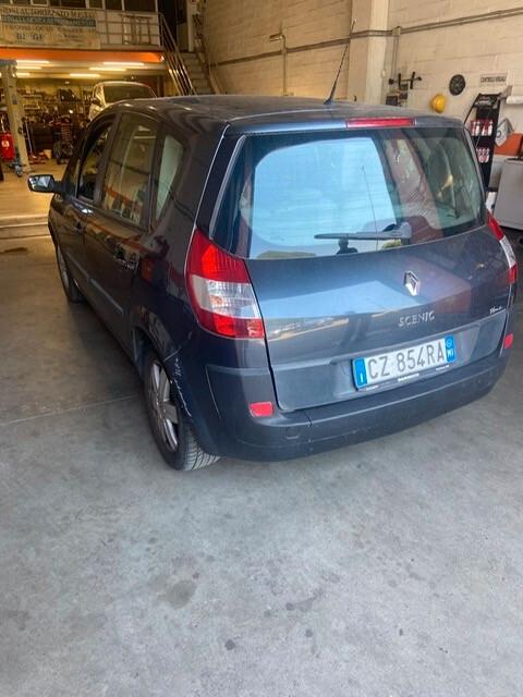 Renault Scenic Scénic 1.5 dCi/105CV Confort