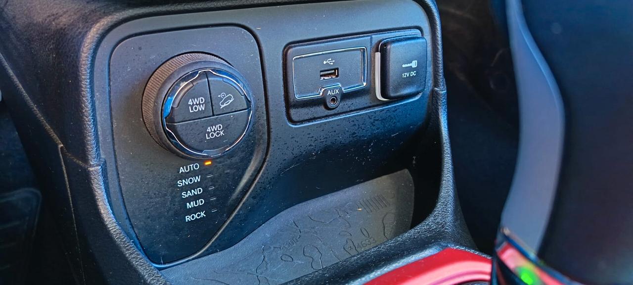 Jeep Renegade 2.0 Mjt 170CV 4WD Active Drive Low Trailhawk