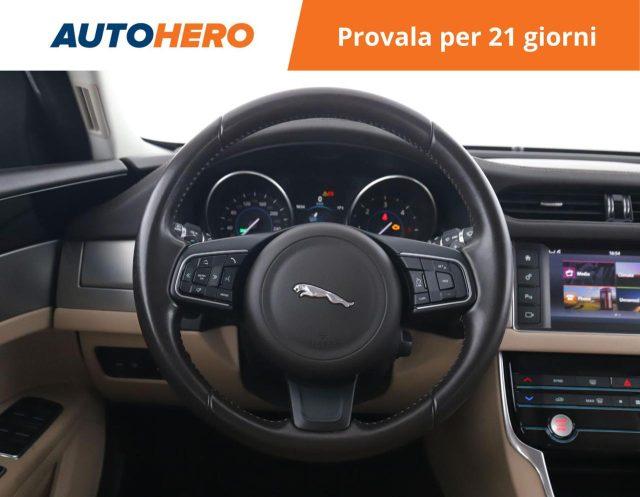 JAGUAR XF 2.0 D 180 CV aut. Prestige