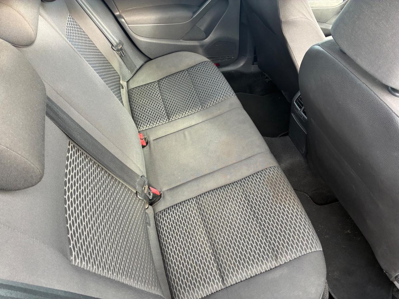 Volkswagen Golf 1.6 BiFuel (GPL) 5p - 2011