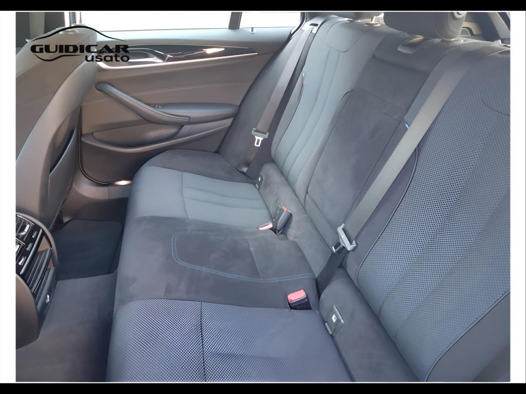 BMW Serie 5 G31 2017 Touring - 520d Touring Msport auto