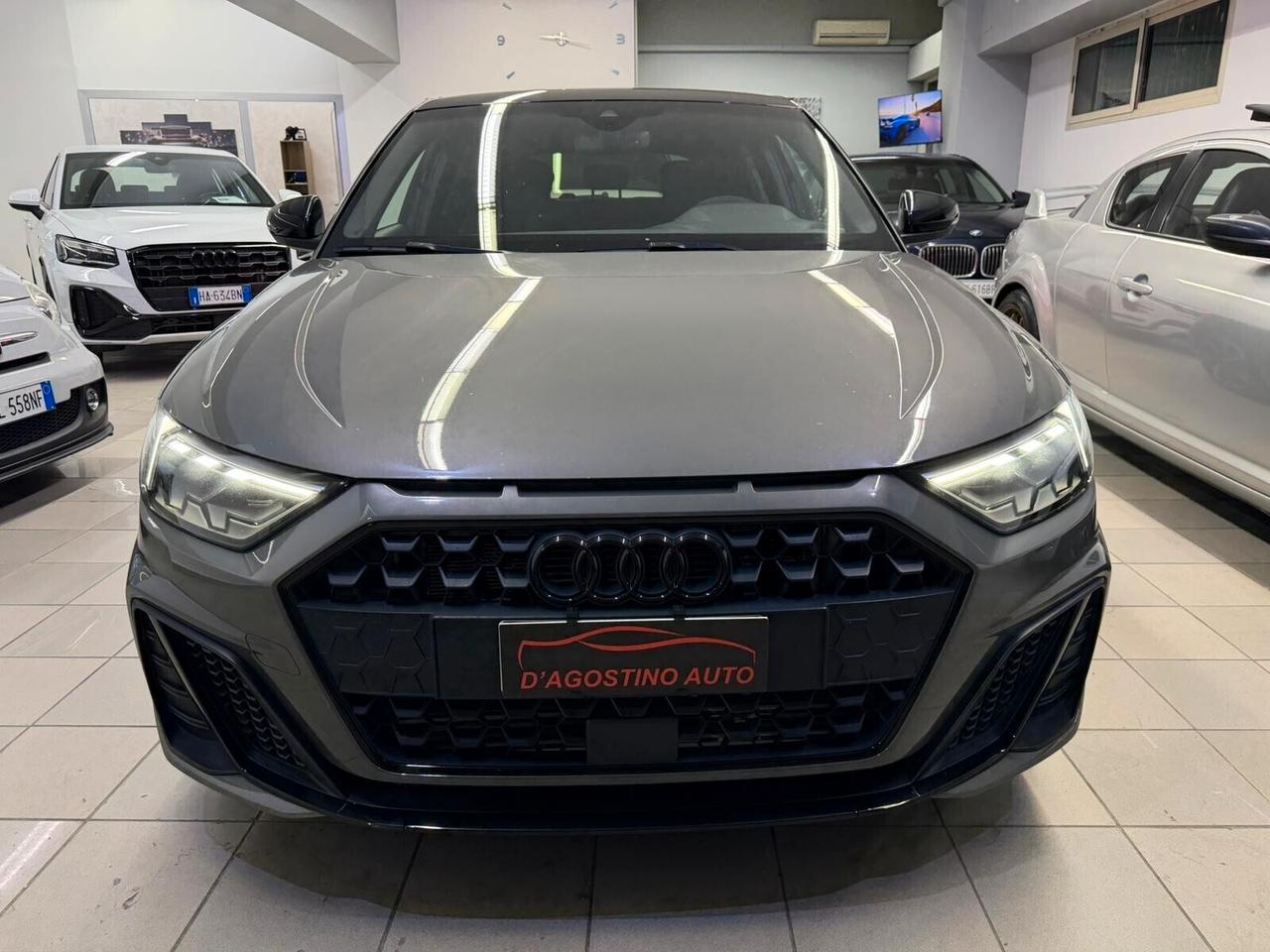 Audi A1 SPB 40 TFSI S tronic line edition