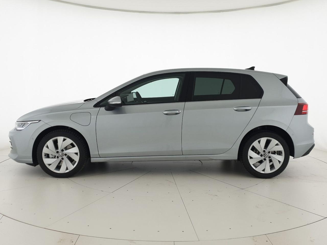 Volkswagen Golf 1.5 tsi ehybrid edition plus 204cv dsg