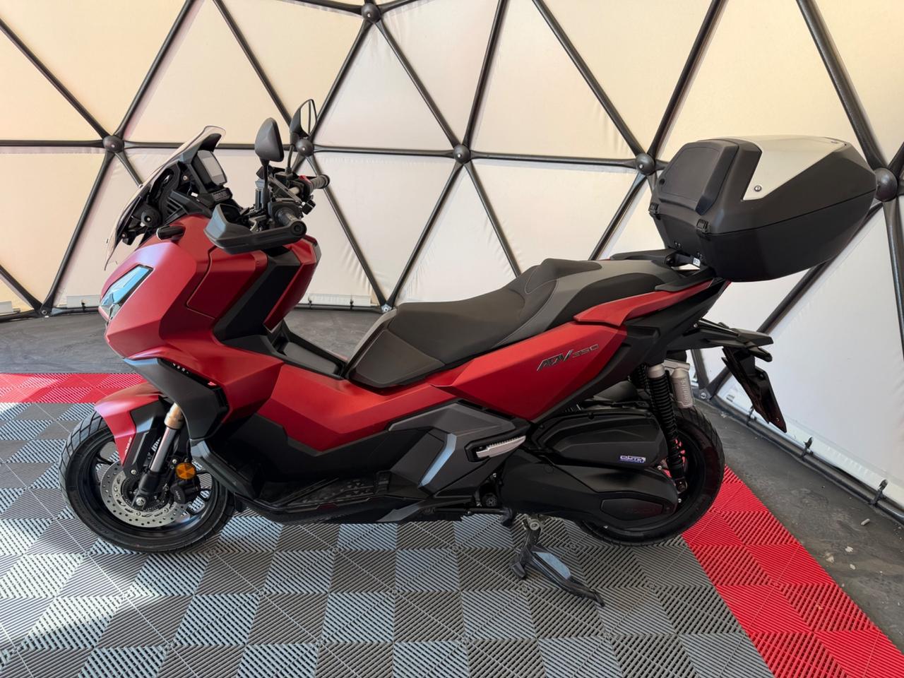 Honda ADV 350
