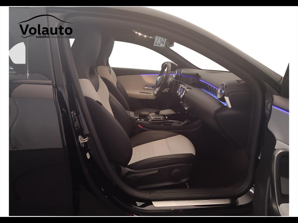 Mercedes-Benz Classe A - W177 2018 - A AMG 35 4matic auto
