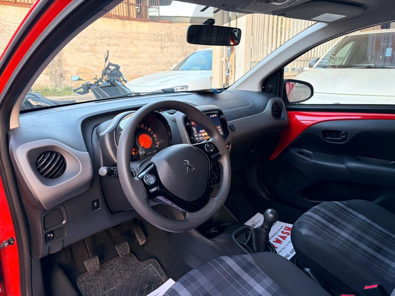 PEUGEOT 108 1.0 VTI 72CV 2018