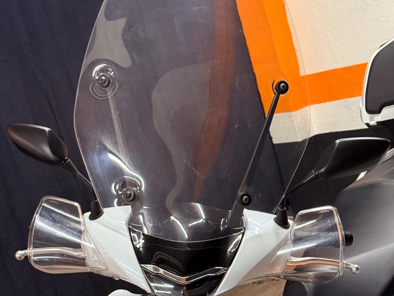 SPETTACOLARE HONDA SH 150 ABS UNICO PROPRIETARIO CON SOLI 6.415 KM