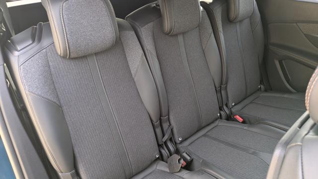 PEUGEOT 5008 EAT8 GT-LINE 1.5d 131cv 7 POSTI