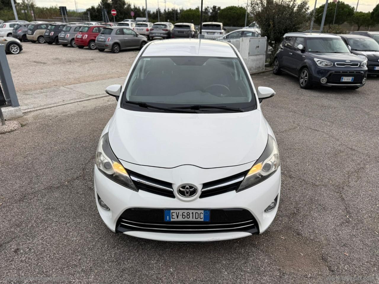 TOYOTA Verso 1.6 D-4D Style 7 posti