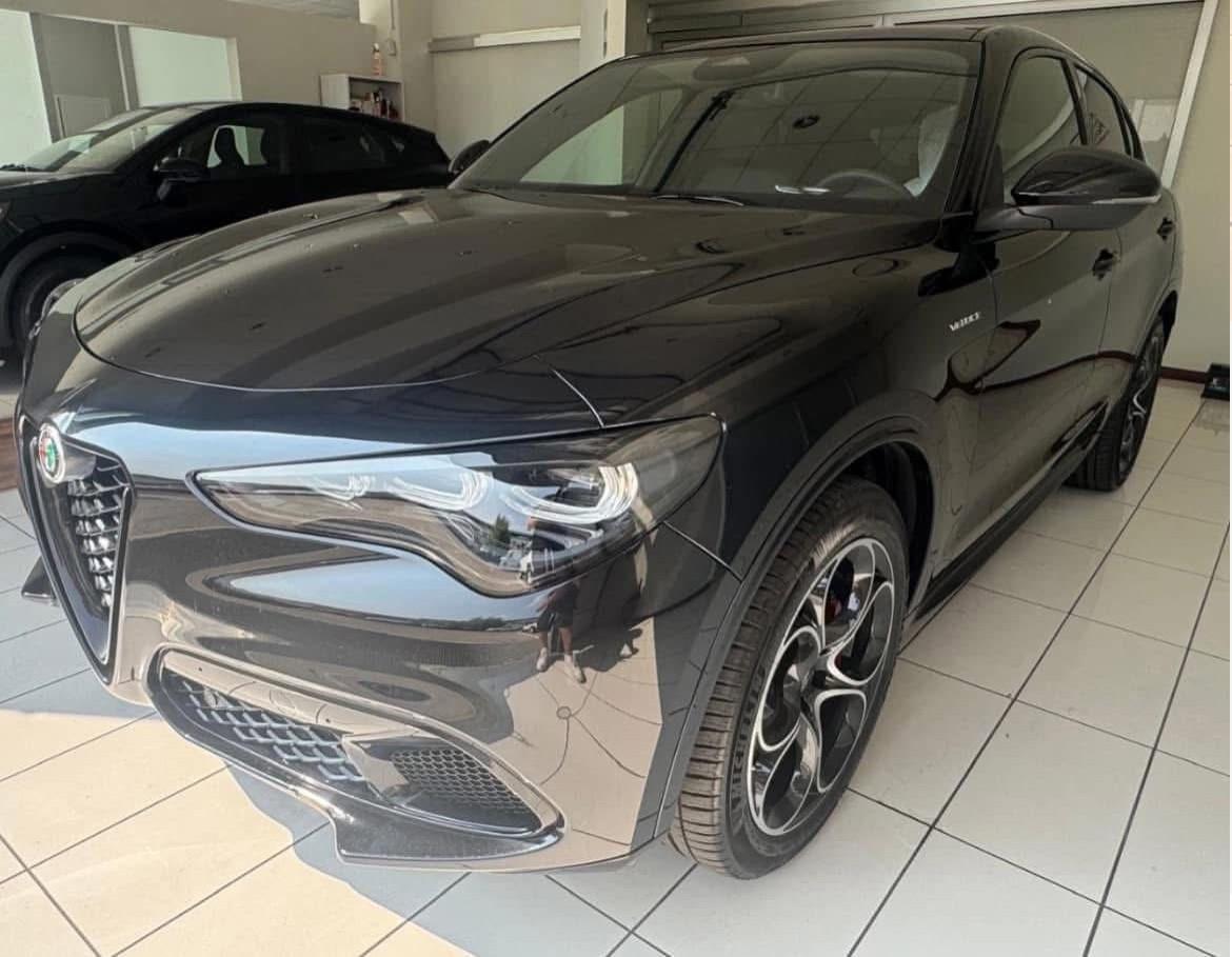 Alfa Romeo Stelvio 2.2 Turbodiesel 210 CV AT8 Q4 Veloce NOLEGGIO
