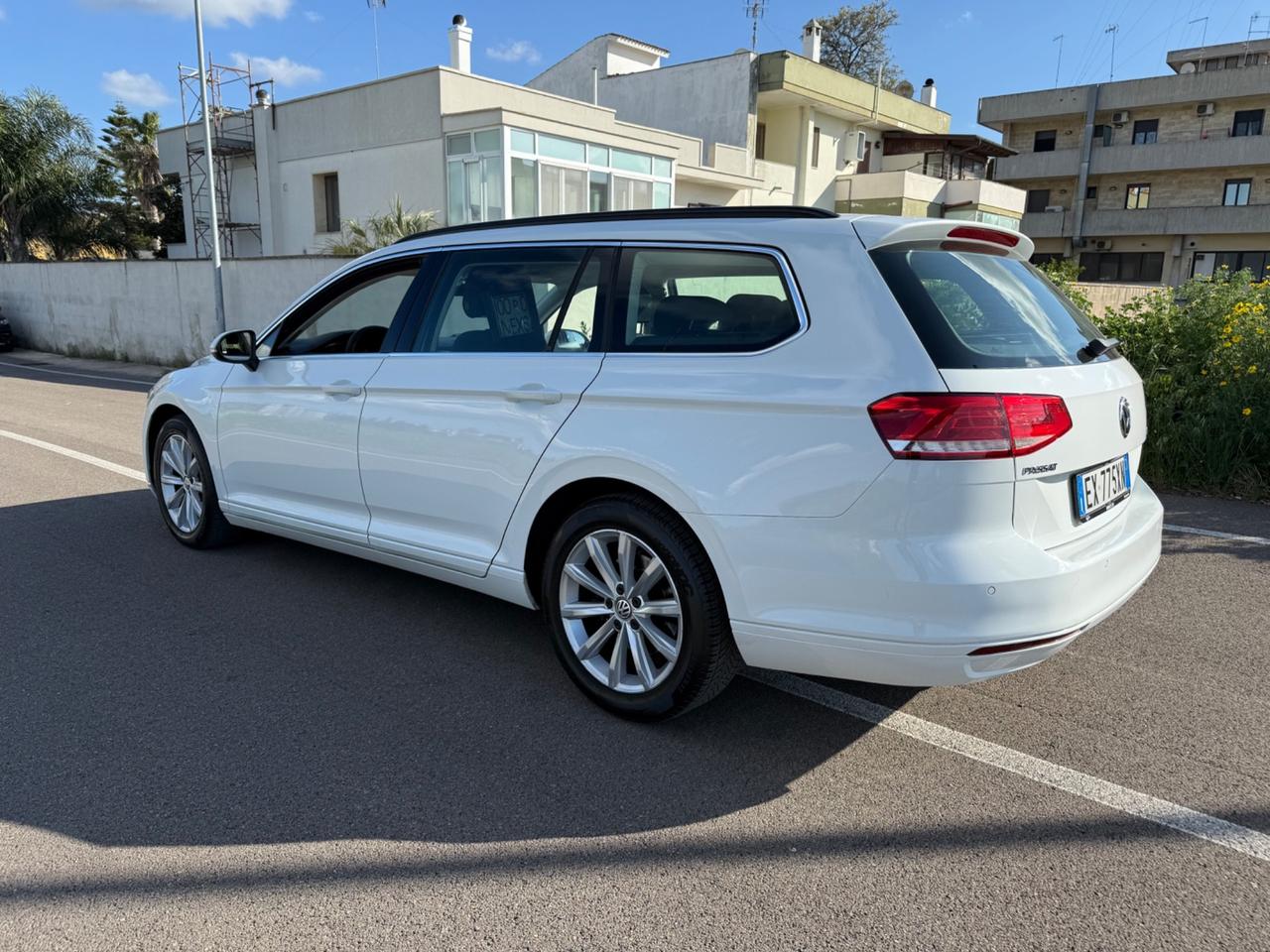 Volkswagen Passat Sw 1.6 TDI DSG Comfortline BlueMotion Technology