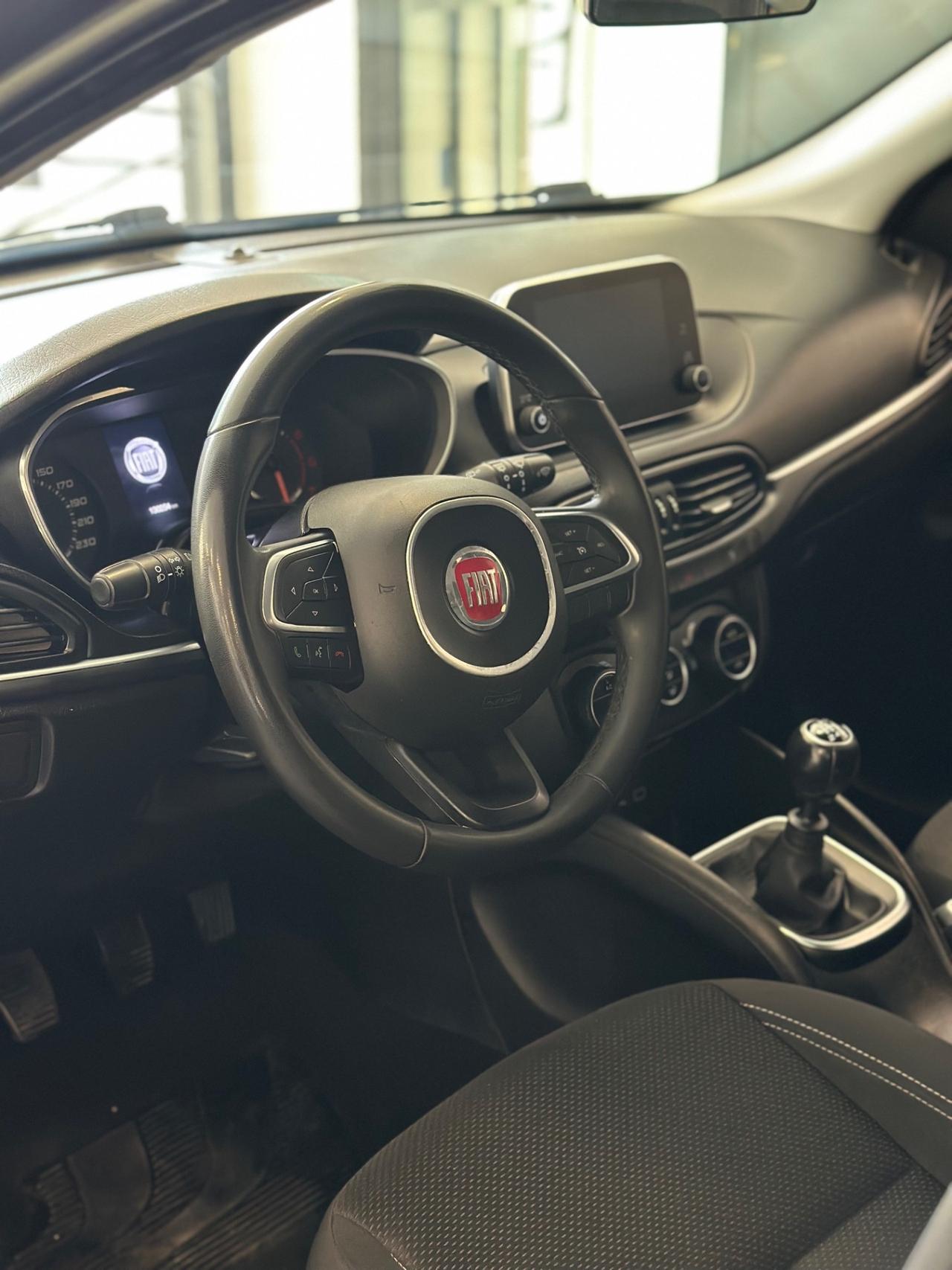 Fiat Tipo 1.6 Mjt S&S SW Lounge