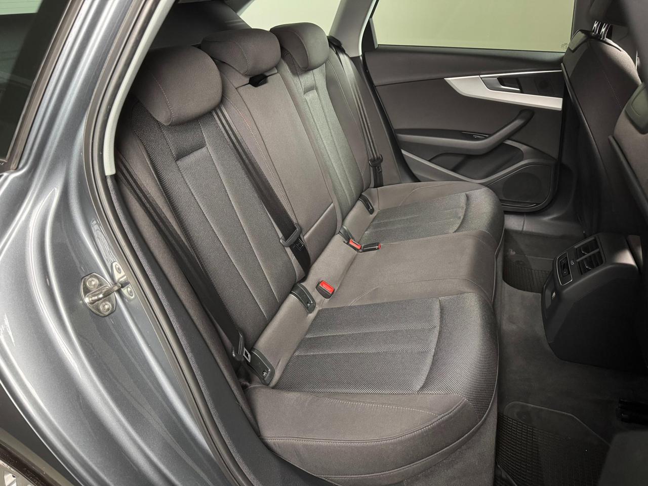 Audi A4 Avant 2.0 tdi Business 150cv s-tronic