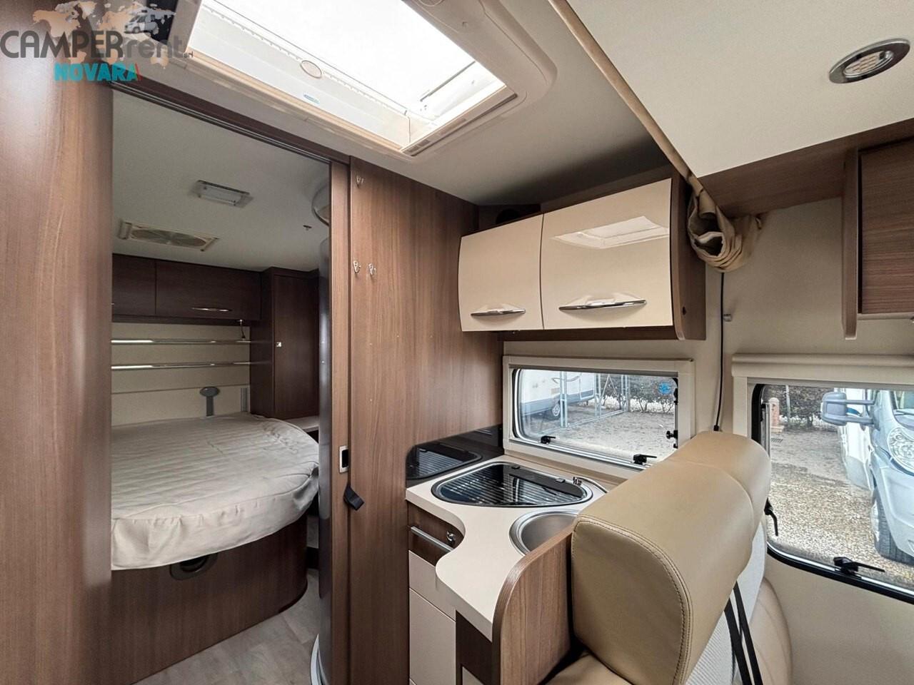 Chausson FLASH 628 EB - SEMINTEGRALE LETTO NAUTICO
