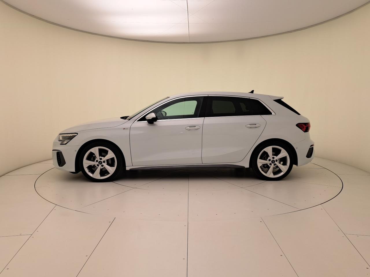 Audi A3 sportback 35 2.0 tdi s line edition s-tronic