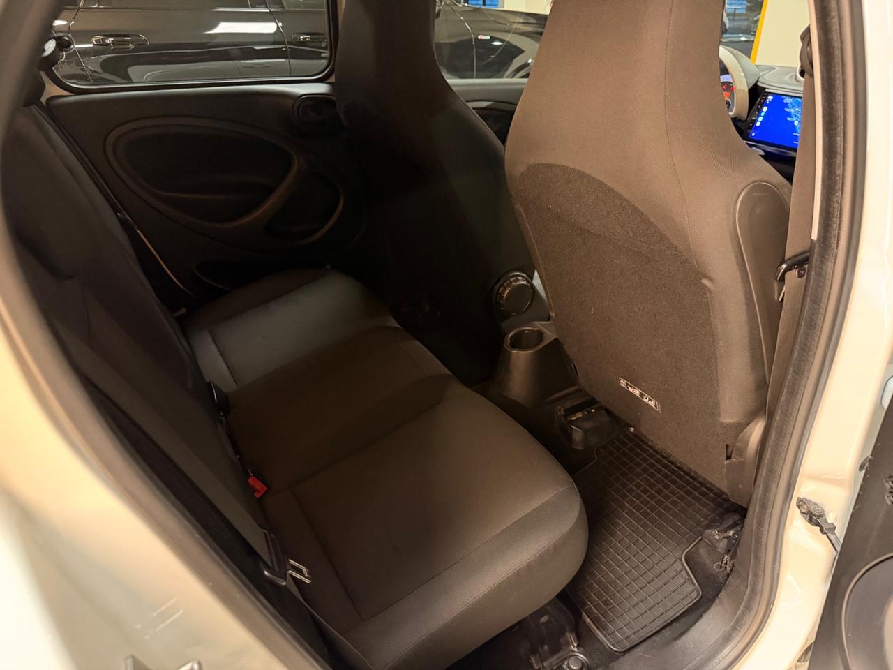 Smart ForFour 70 1.0 Passion