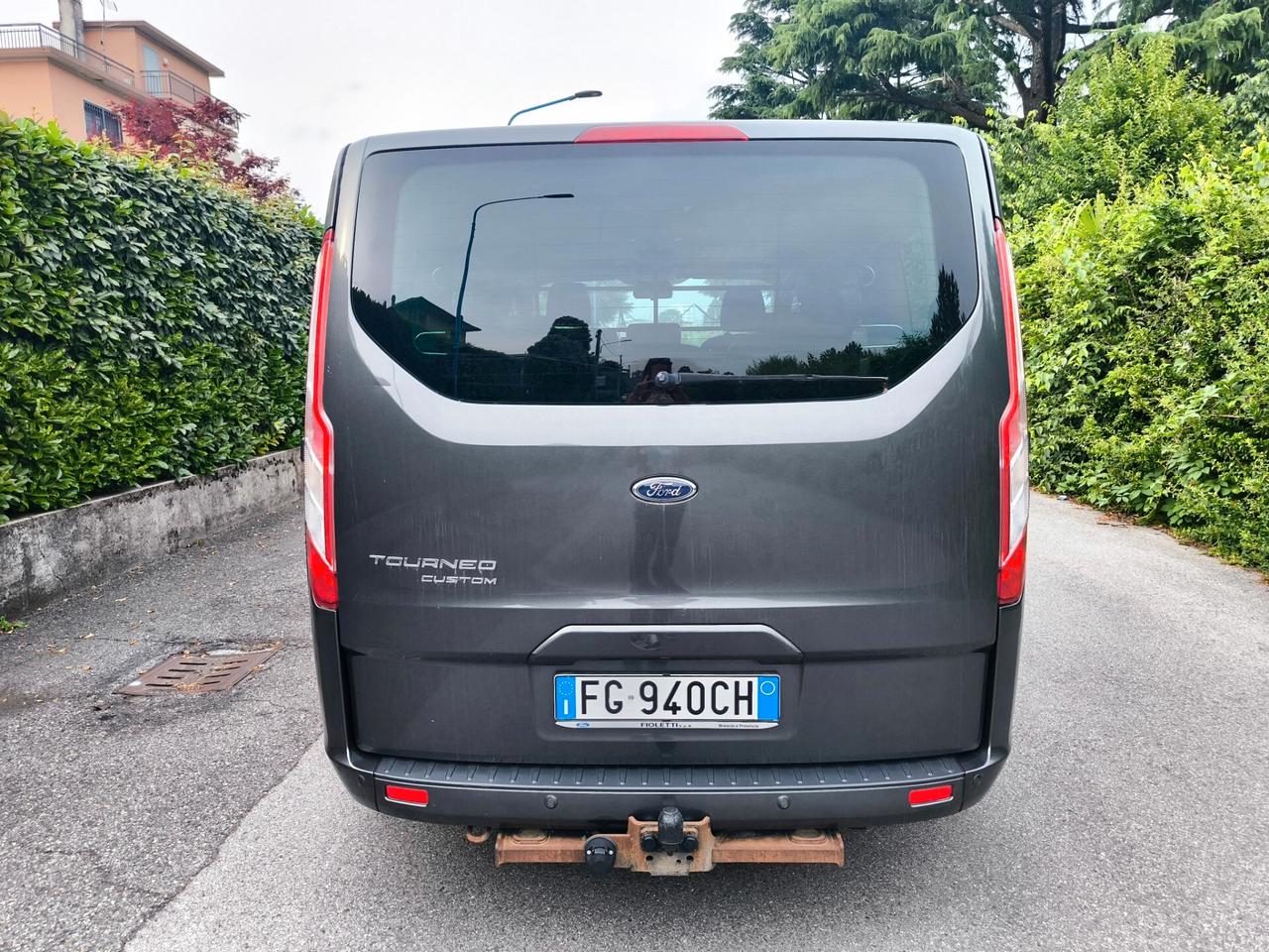 FORD TOURNEO CUSTOM – TITANIUM-2016- EURO 6-GANCIO TRAINO