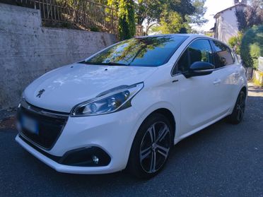 Peugeot 208 BlueHDi 100 5 porte GT Line