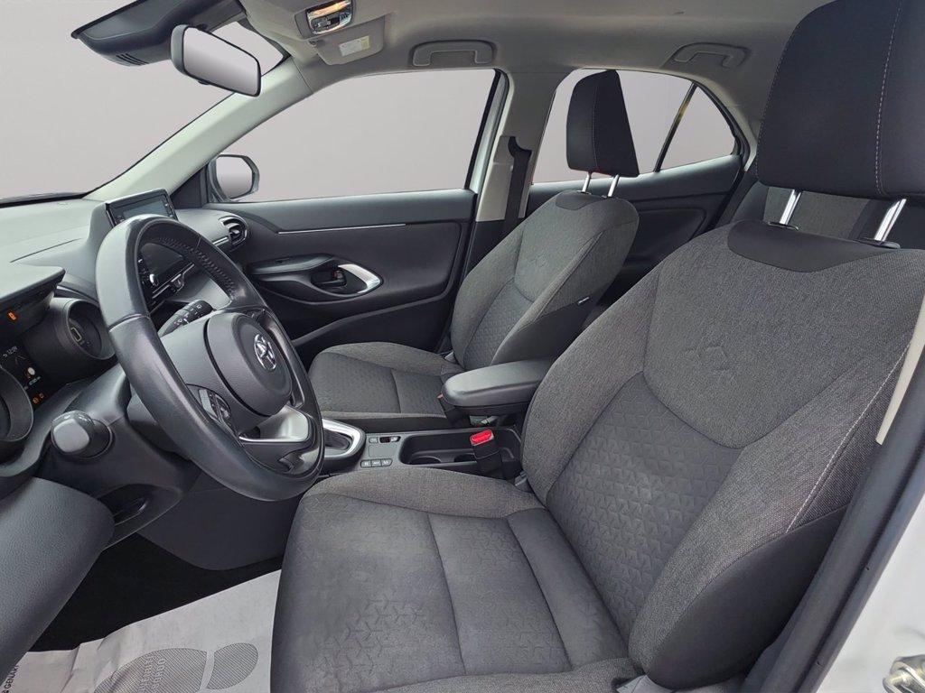 TOYOTA Yaris cross 1.5h active fwd 116cv e-cvt del 2024