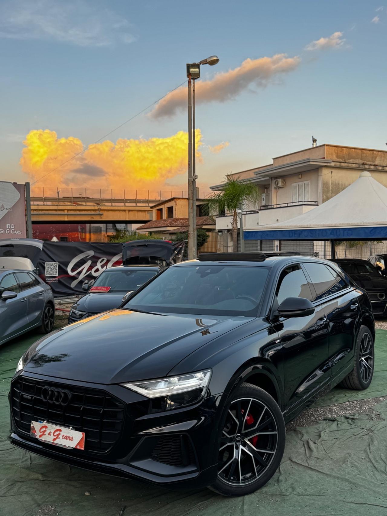 Audi Q8 50 TDI 286 CV quattro tiptronic S-Line Tetto